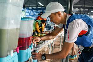 BIB: 
                            <button type="button" onclick="openModal(25443115)" class="btn btn-primary btn-sm float-right btn-popup" data-toggle="modal" data-target=".modal-high-quality">
                        <i class="fas fa-shopping-cart"></i> Add to Cart
                    </button>
                                            <button type="button" onclick="isThisMe(25443115, true)" class="btn btn-success btn-sm float-right btn-popup btn-isme hidden" data-toggle="tooltip" data-placement="bottom" title="นี่คือรูปของคุณใช่ไหม คลิกที่นี่เพื่อเอาเข้าอัลบั้ม">
                        <i class="fas fa-plus"></i> Add to album
                    </button>
                    <button type="button" onclick="isThisMe(25443115, false)" class="btn btn-warning btn-sm float-right btn-popup btn-isnotme hidden">
                        <i class="fas fa-ban"></i> Remove from album
                    </button>